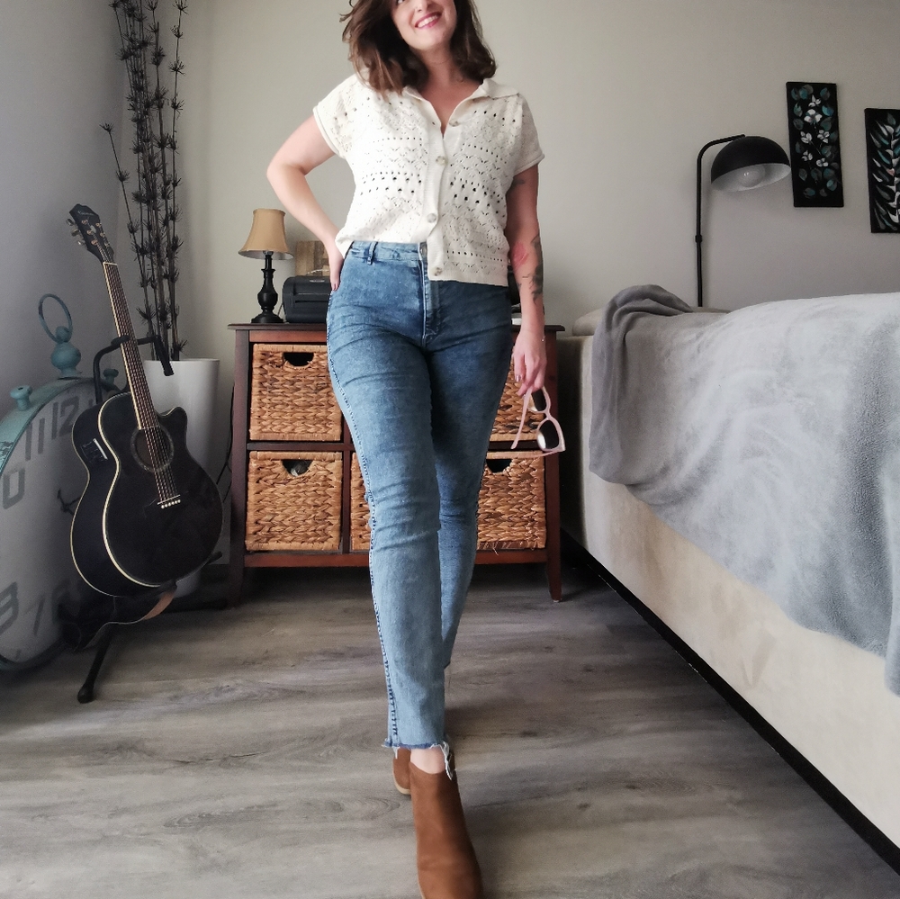 Short-sleeved Knit Cardigan